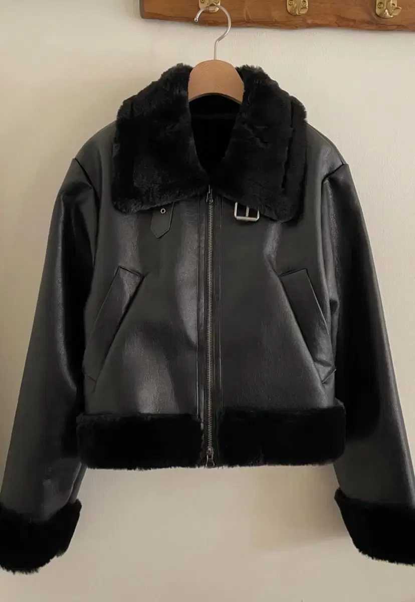 BOHEMSEO High Neck Short Mustang Brown on Bunjang Global Site.